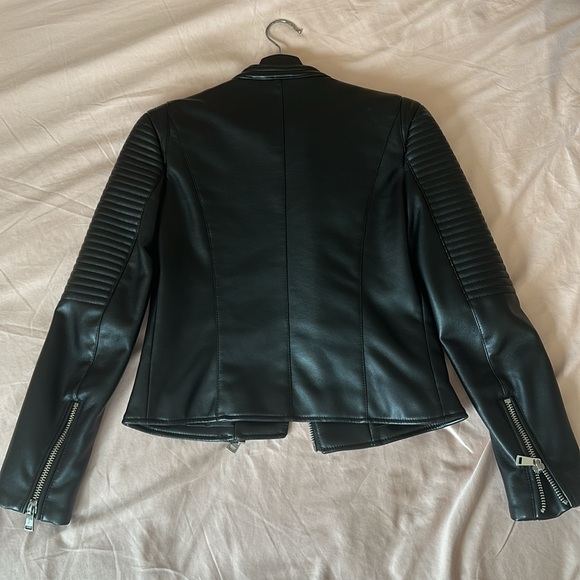 XS Zara black faux leather jacket - Picture 3 of 3